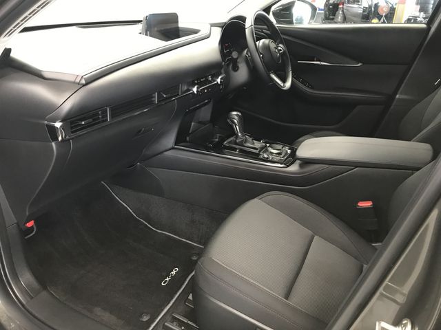 MAZDA CX-30 2023