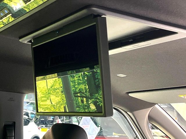 TOYOTA VOXY HYBRID 2025