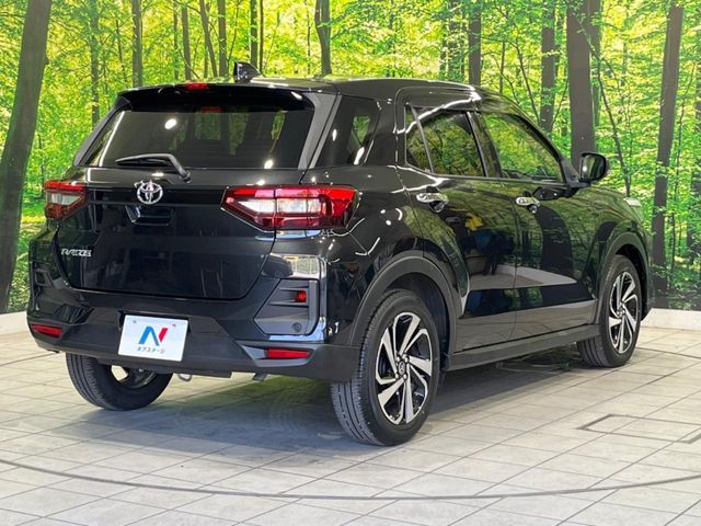 TOYOTA RAIZE 2023