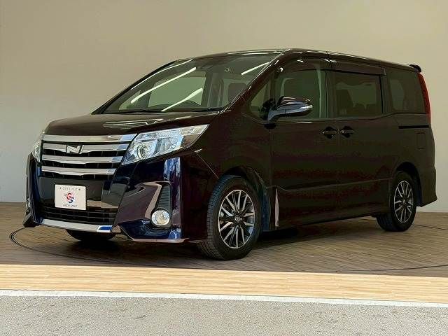 TOYOTA NOAH 2016