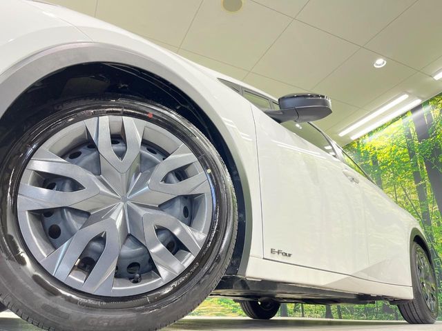 TOYOTA PRIUS 4WD 2023