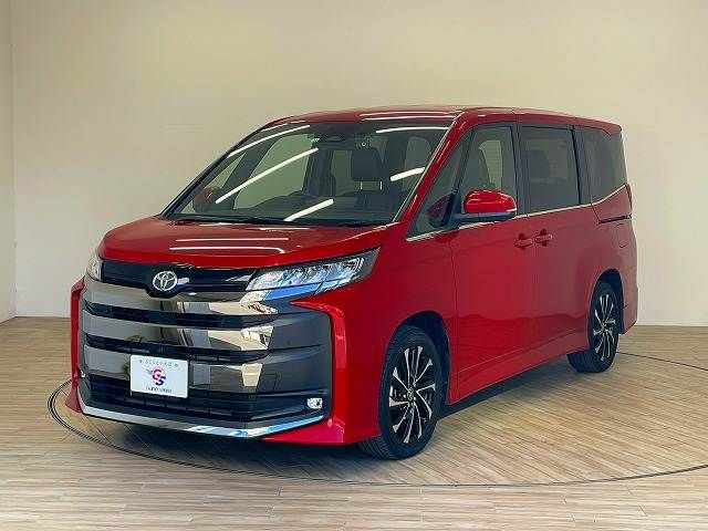 TOYOTA NOAH 2022
