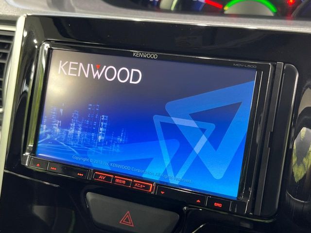 DAIHATSU TANTO 4WD 2014