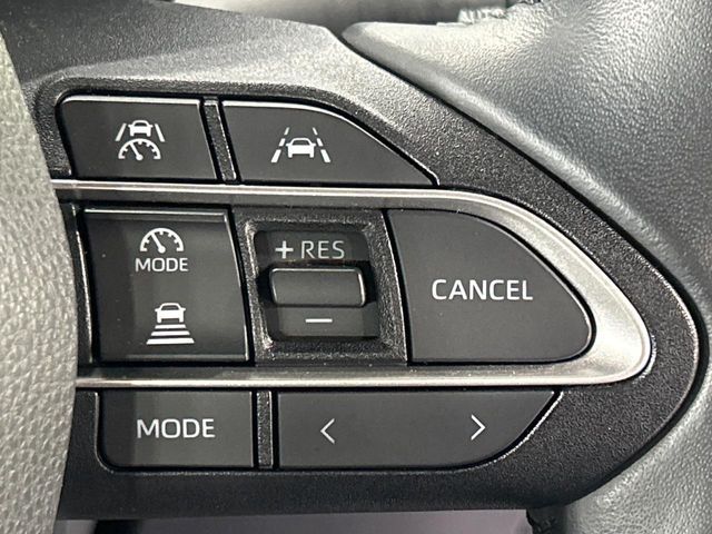 TOYOTA VOXY 4WD 2024