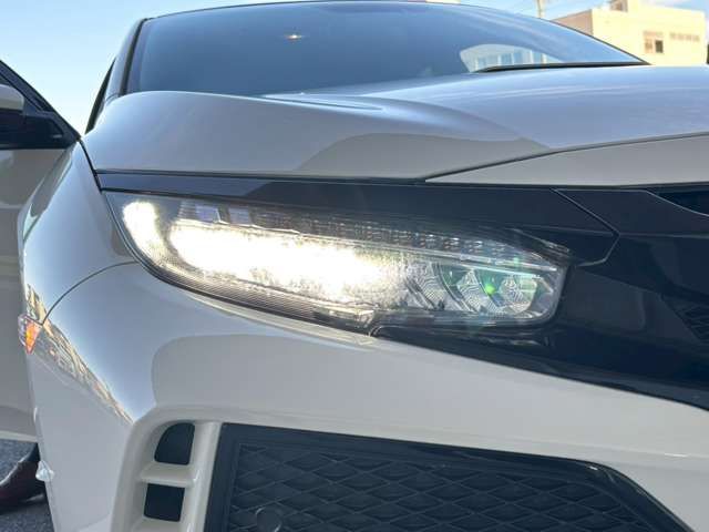 HONDA CIVIC hatchback 2019