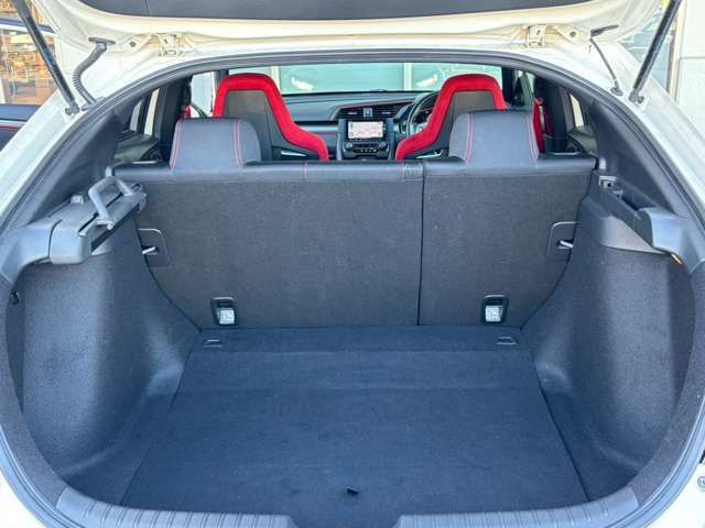 HONDA CIVIC hatchback 2019