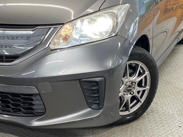 HONDA FREED HYBRID 2012