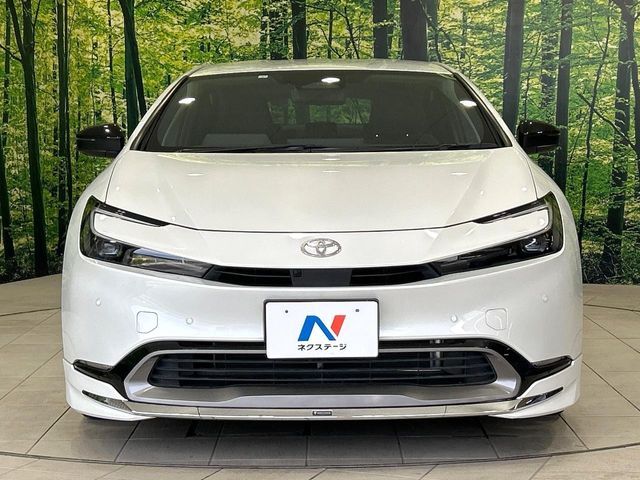 TOYOTA PRIUS 2023
