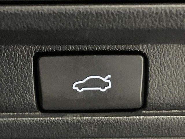 TOYOTA LEXUS LS500h 4WD 2018