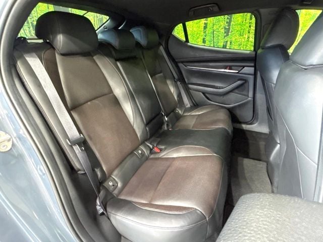 MAZDA MAZDA3 FASTBACK 2019