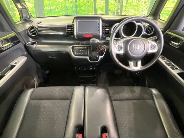 HONDA N BOX CUSTOM 2016