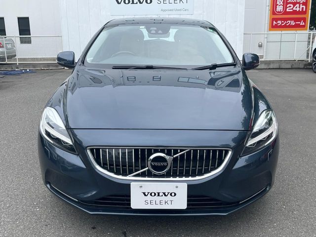 VOLVO VOLVO V40 2017