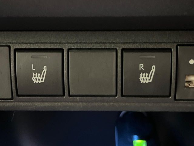 TOYOTA YARIS CROSS HYBRID 2022