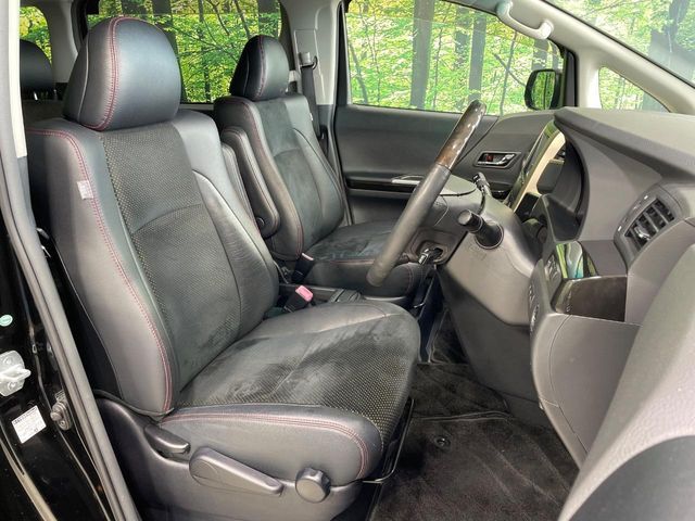 TOYOTA VELLFIRE 2014