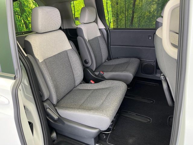 HONDA FREED e:HEV 2024