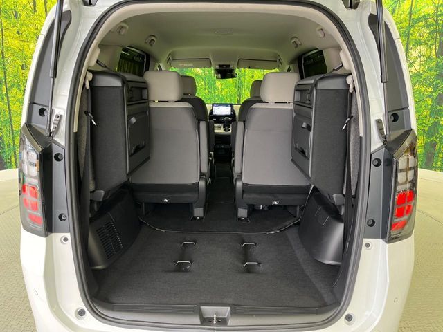 HONDA FREED e:HEV 2024