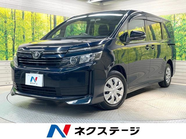 TOYOTA VOXY 2015