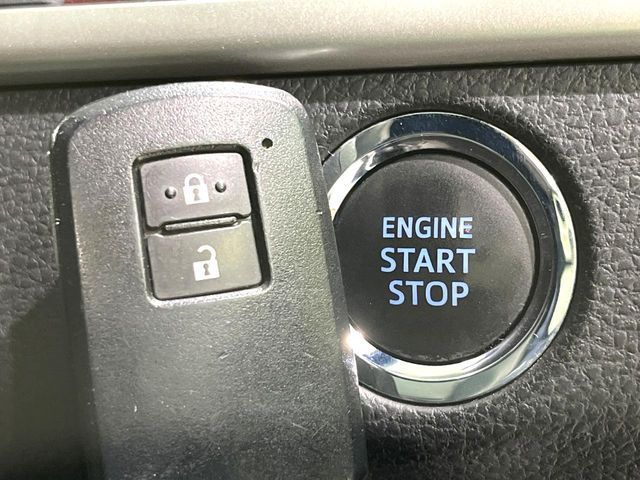 TOYOTA HARRIER 2WD 2015