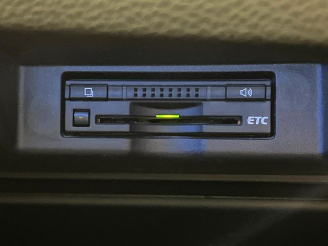 TOYOTA HARRIER 2WD 2015