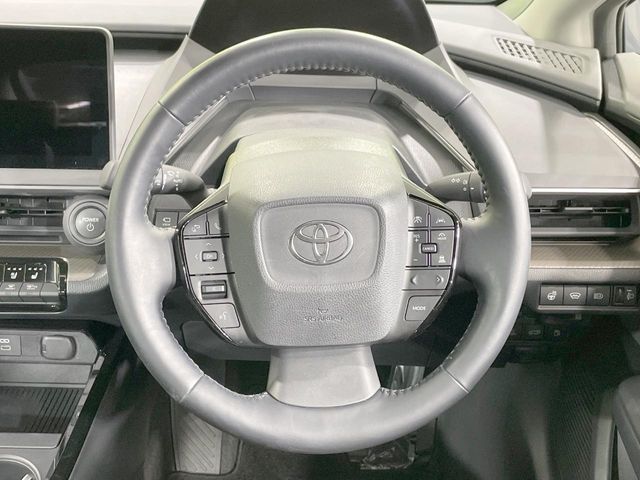 TOYOTA PRIUS 4WD 2024