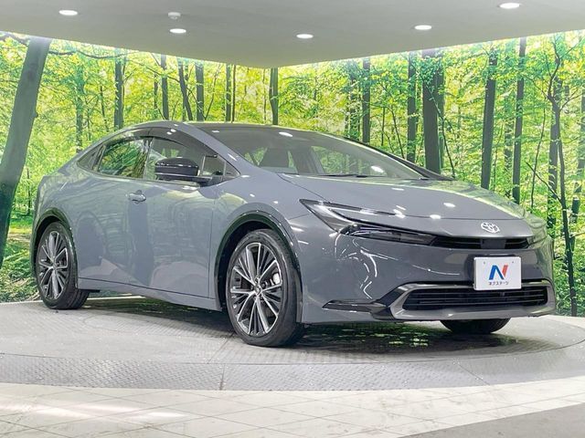 TOYOTA PRIUS 4WD 2024