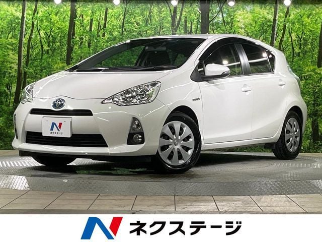 TOYOTA AQUA 2013