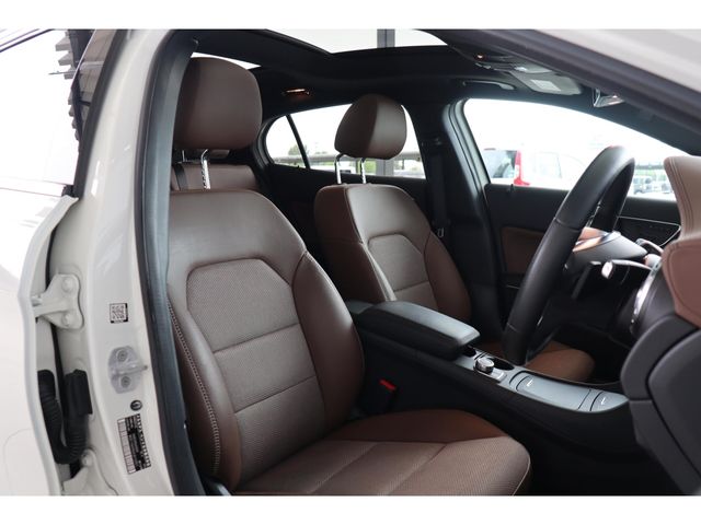 MERCEDES BENZ MERCEDES BENZ GLA class 2014