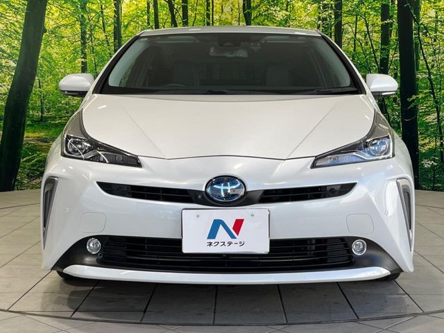TOYOTA PRIUS 2021