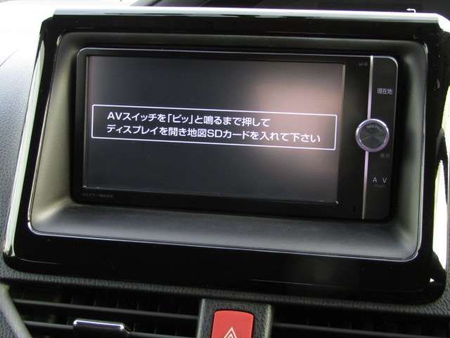 TOYOTA VOXY HYBRID 2014