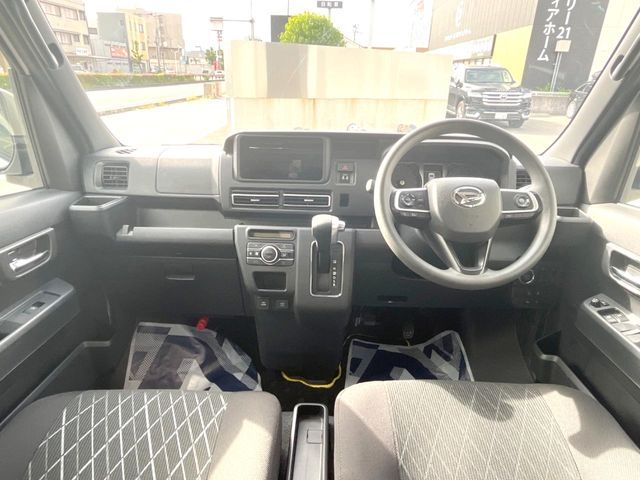 DAIHATSU ATRAI van 2022