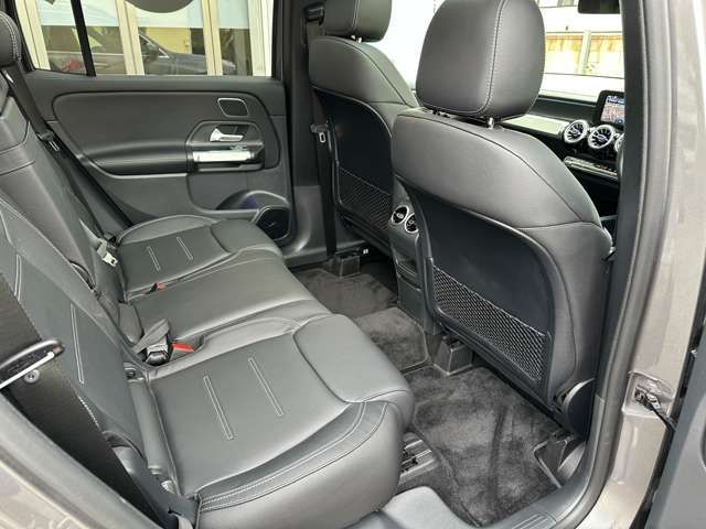 MERCEDES BENZ MERCEDES BENZ GLB 2024