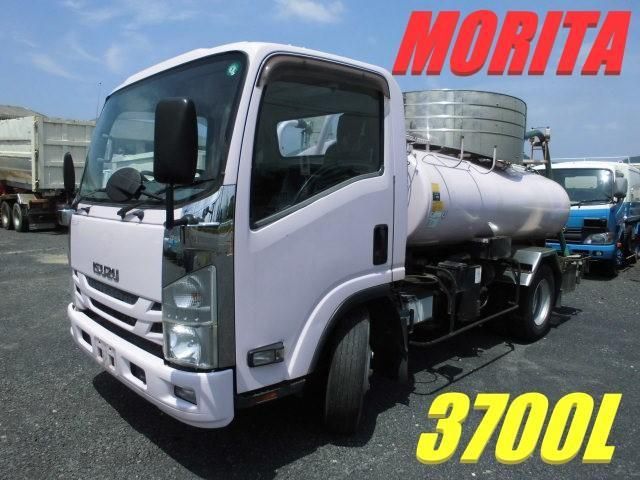 ISUZU ELF 2015