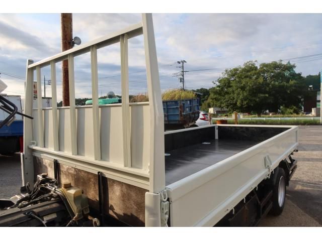 MITSUBISHI CANTER 2019