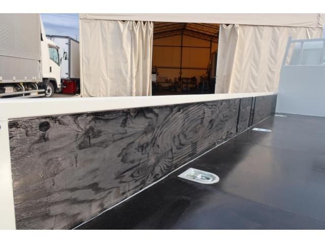 MITSUBISHI CANTER 2019