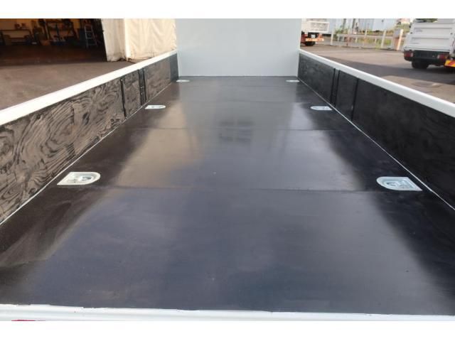 MITSUBISHI CANTER 2019