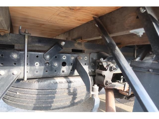 MITSUBISHI CANTER 2019