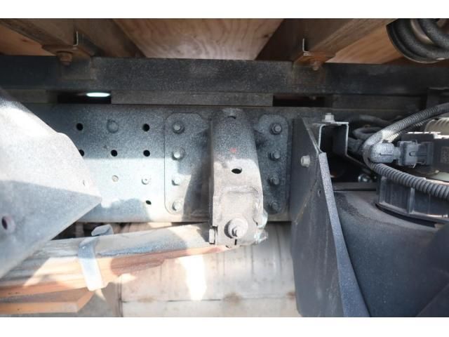 MITSUBISHI CANTER 2019