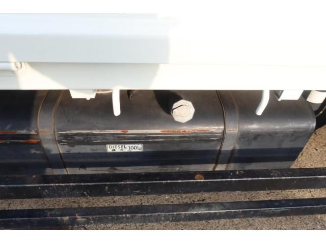 MITSUBISHI CANTER 2019