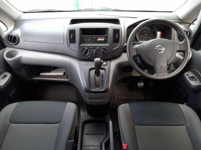 NISSAN NV200 VANETTE van 2017