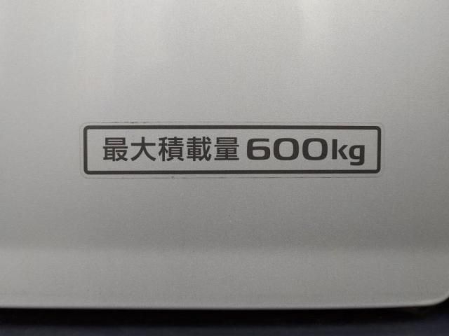 NISSAN NV200 VANETTE van 2017