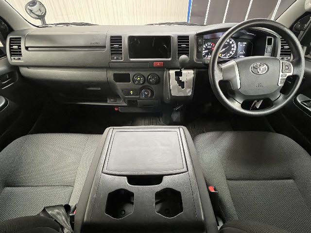 TOYOTA HIACE van 2WD 2023
