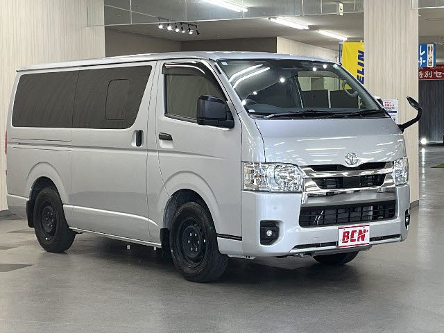 TOYOTA HIACE van 2WD 2023