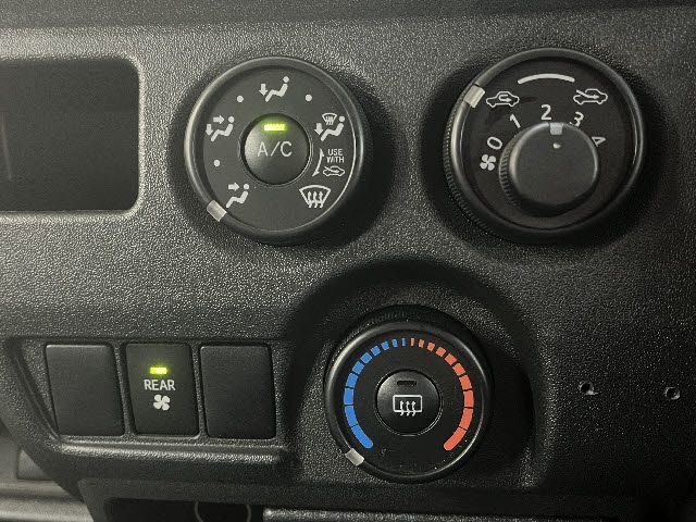 TOYOTA HIACE van 2WD 2023