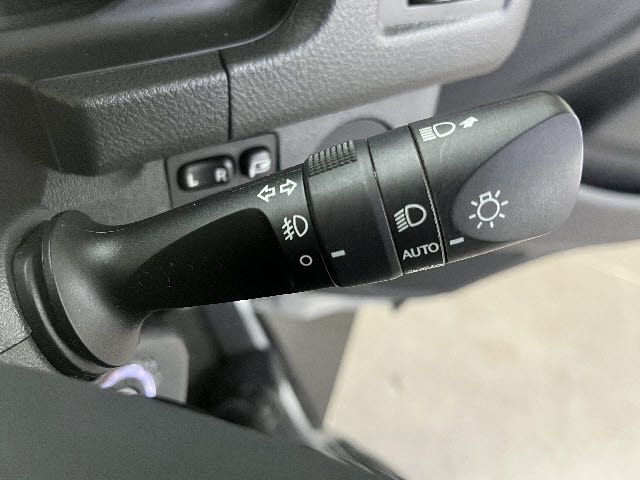 TOYOTA HIACE van 2WD 2023