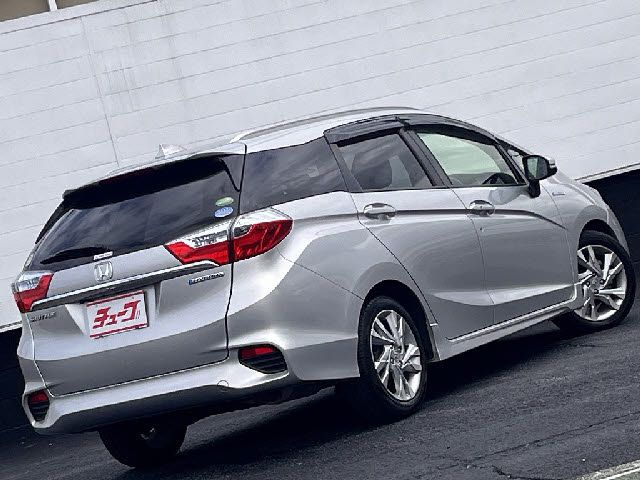 HONDA SHUTTLE HYBRID 2015