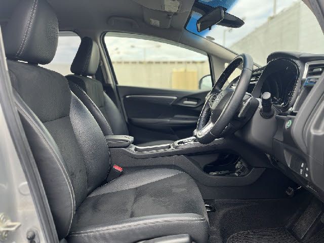 HONDA SHUTTLE HYBRID 2015