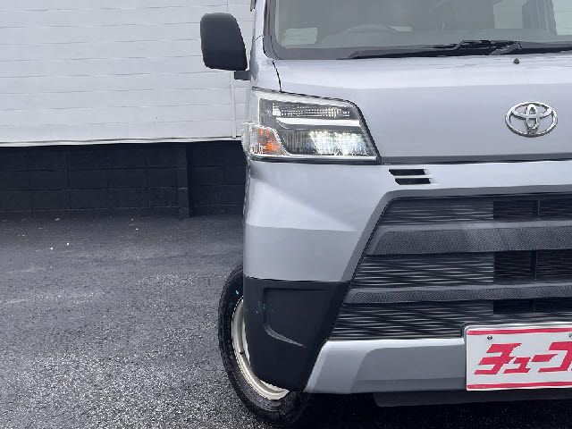 TOYOTA PIXIS van 2020