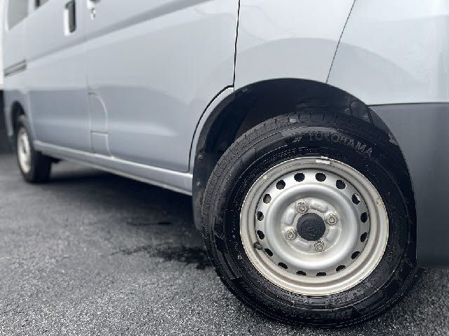 TOYOTA PIXIS van 2020