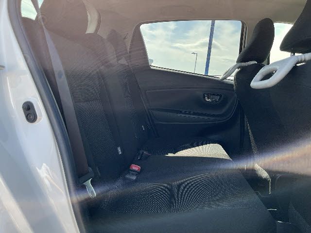 TOYOTA VITZ HYBRID 2019