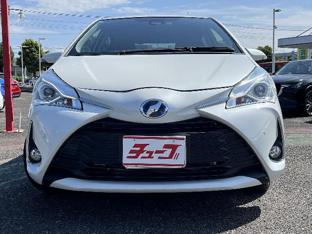 TOYOTA VITZ HYBRID 2019